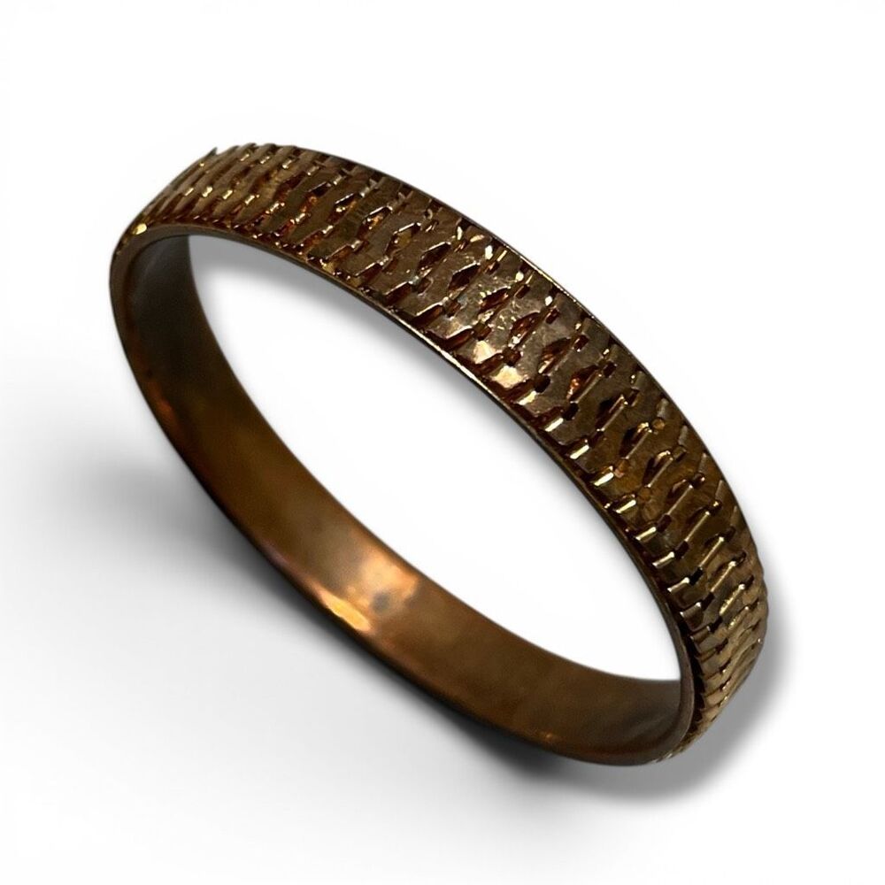 Vintage Lightweight Copper Textured Bracelet – 8 Inch - Picture 3 of 7